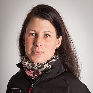 Porträt Kathrin Rösen Ansprechpartnerin bei Bröker Objekteinrichtungen