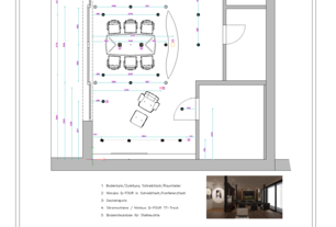Grundriss eines Besprechungs- und Arbeitsraums mit Möbelanordnung, Maßen und Beleuchtungsplanung