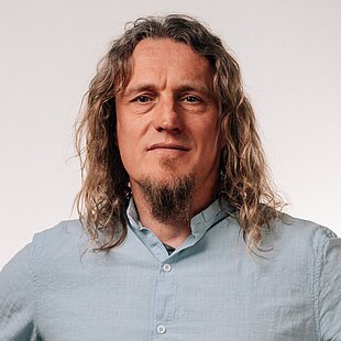 Porträt Timo Bröker Ansprechpartner bei Bröker Objekteinrichtungen